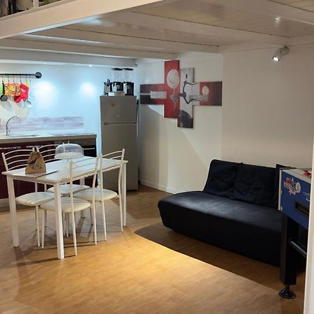Small Mezzanine Apartment Colosseo Рим Экстерьер фото