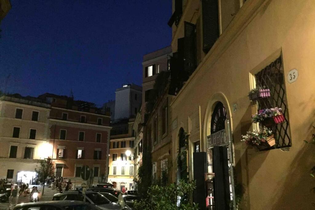 Small Mezzanine Apartment Colosseo Рим Экстерьер фото
