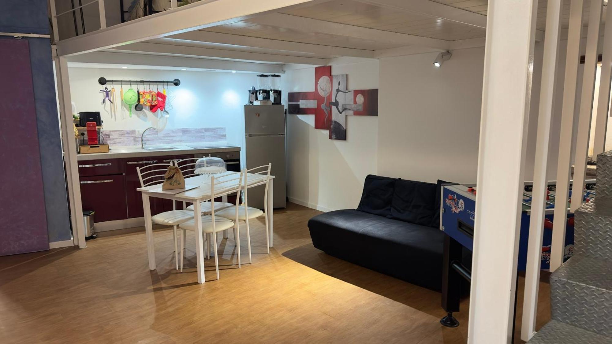 Small Mezzanine Apartment Colosseo Рим Экстерьер фото